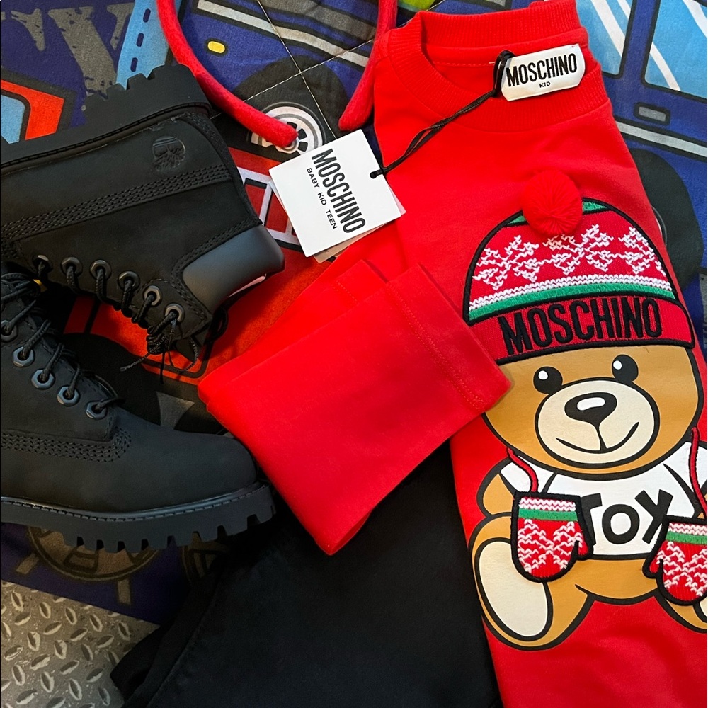 Moschino Winter Teddy T-shirt